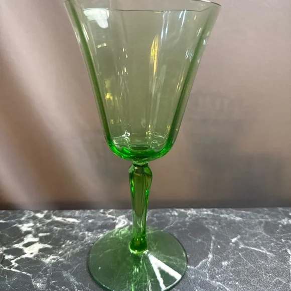 Fostoria Versailles 2 LIQUOR COCKTAIL Glass 5" And 3 Wine Glass 7” Lot Glow Gla - Picture 2 of 12